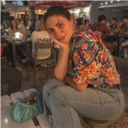 Studentesse di Lingue e Letterature straniere impartisce lezioni di spagnolo